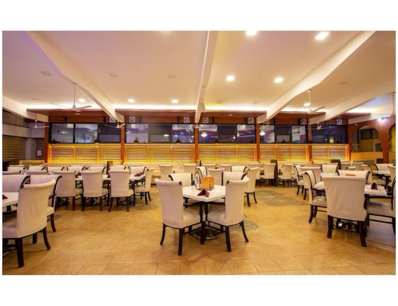 The Grand Krishna Luxury Hotel, Chikmagalūr Exterior foto